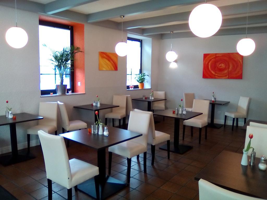 特鲁茨帕夫酒店 斯派尔 外观 照片